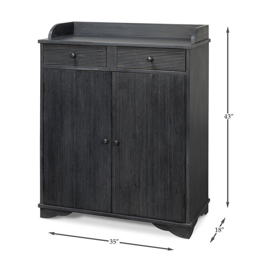 Armoire en pin noir récupéré