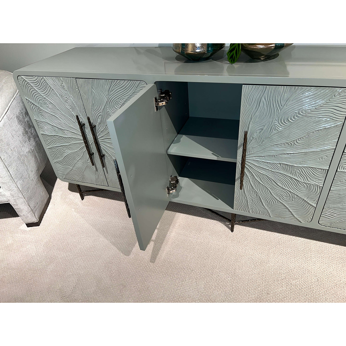 Meuble multimédia moderne et organique