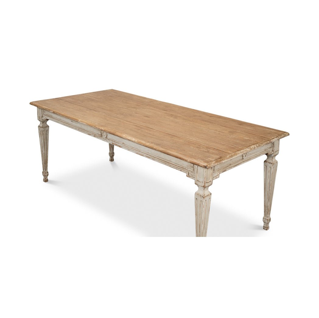 Table de salle à manger provinciale française grise