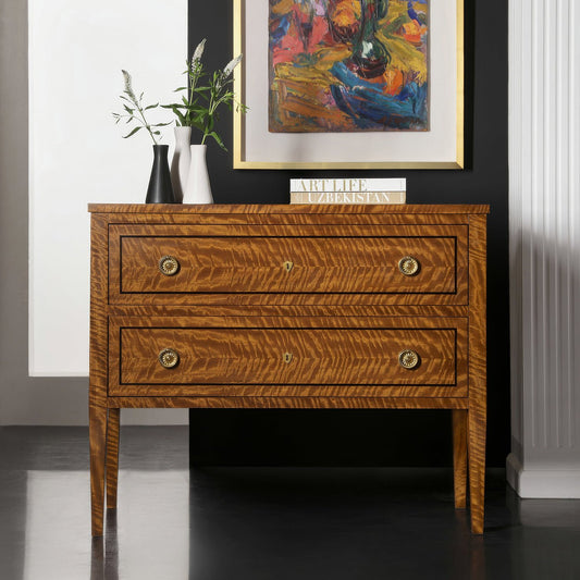 Commode de style nord-européen