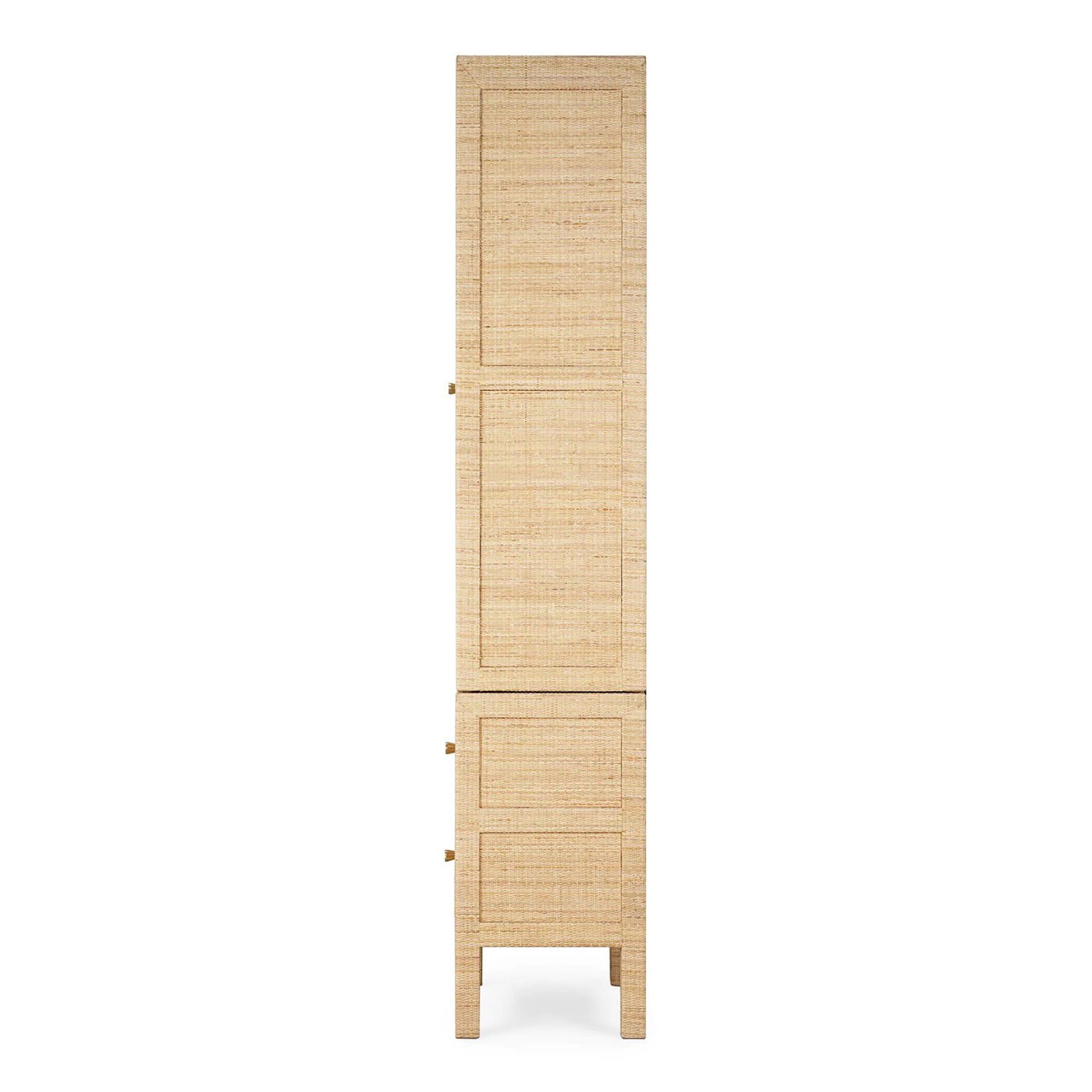 Armoire haute recouverte de rotin