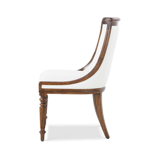 Chaise de salle à manger en acajou Regency