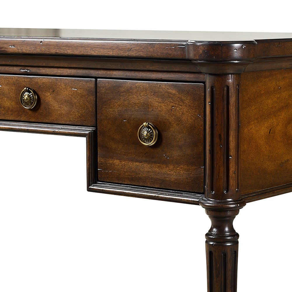 Petit bureau français Louis XVI