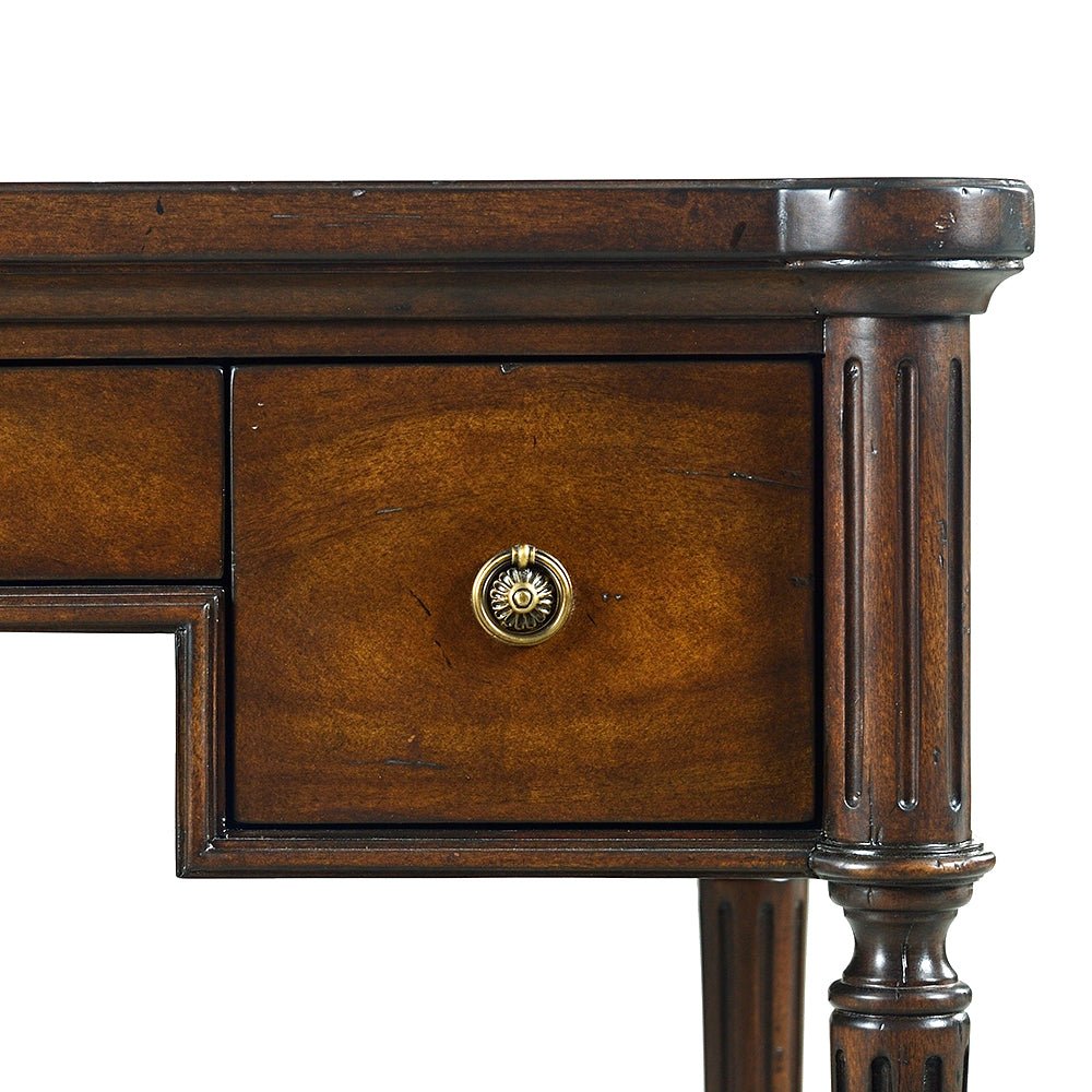 Petit bureau français Louis XVI