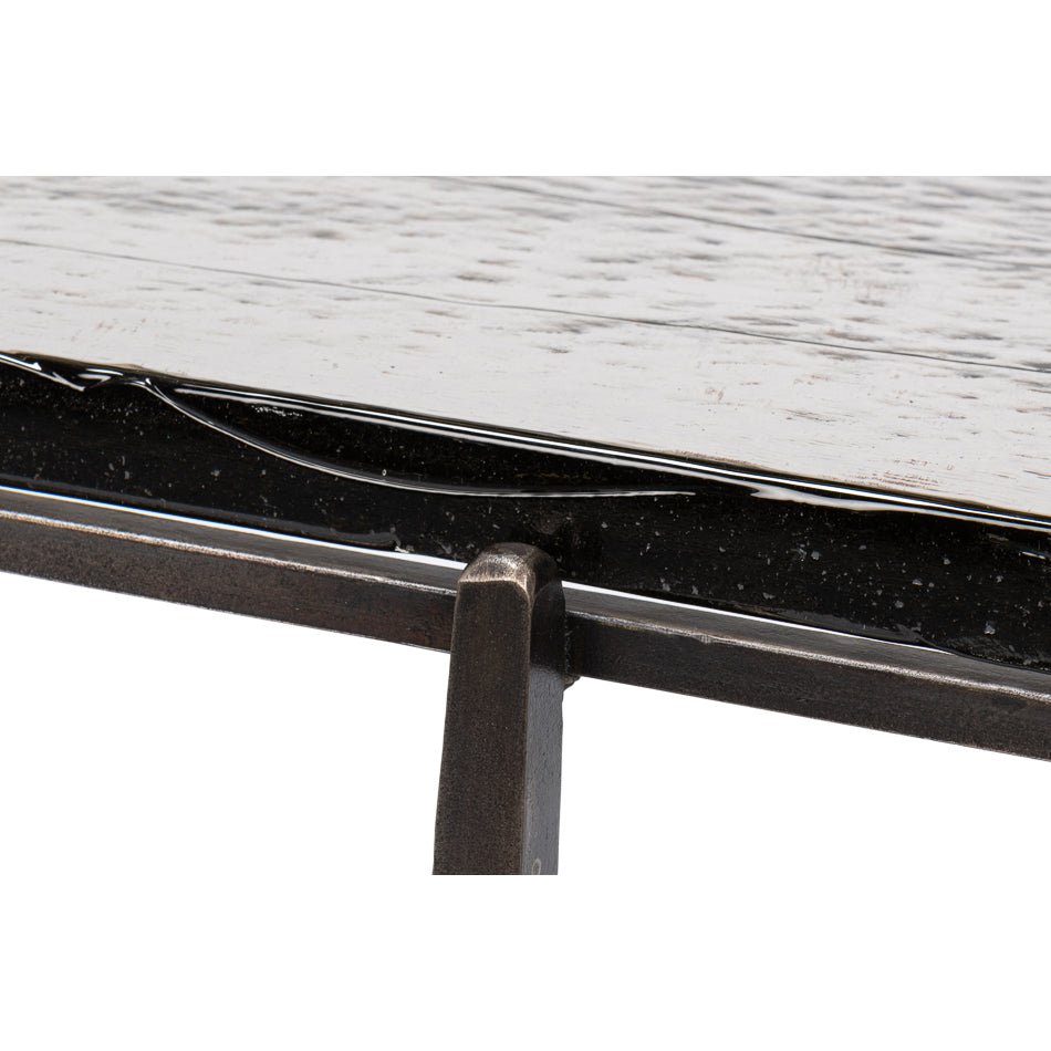 Table d'appoint carrée contemporaine