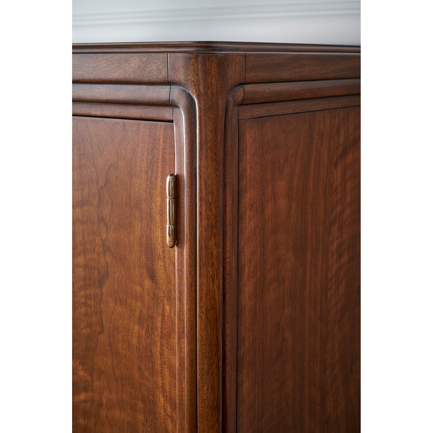 Armoire Art Déco en noyer