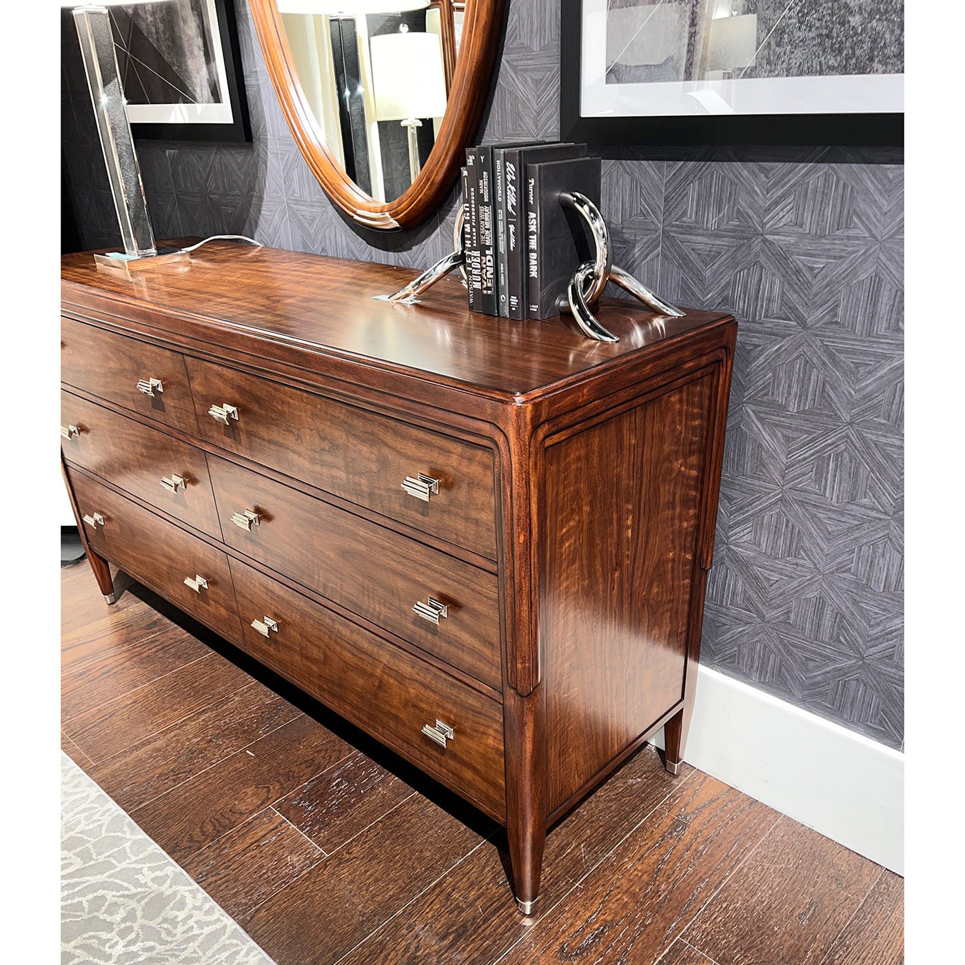 Commode Art Déco en noyer