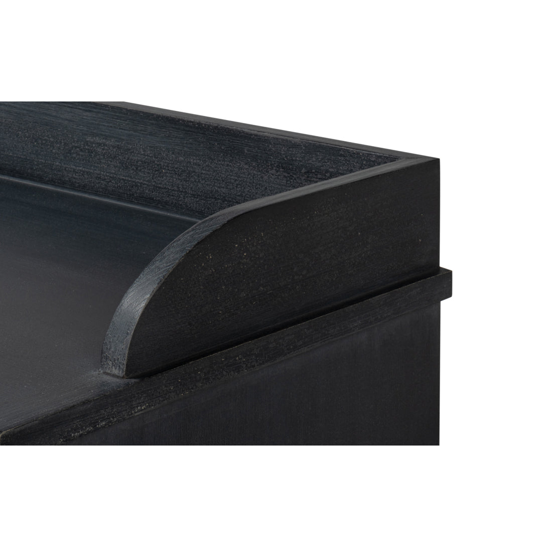 Armoire en pin noir récupéré