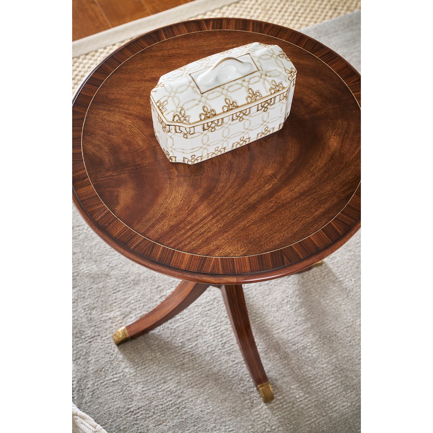 Table d'appoint ronde classique 