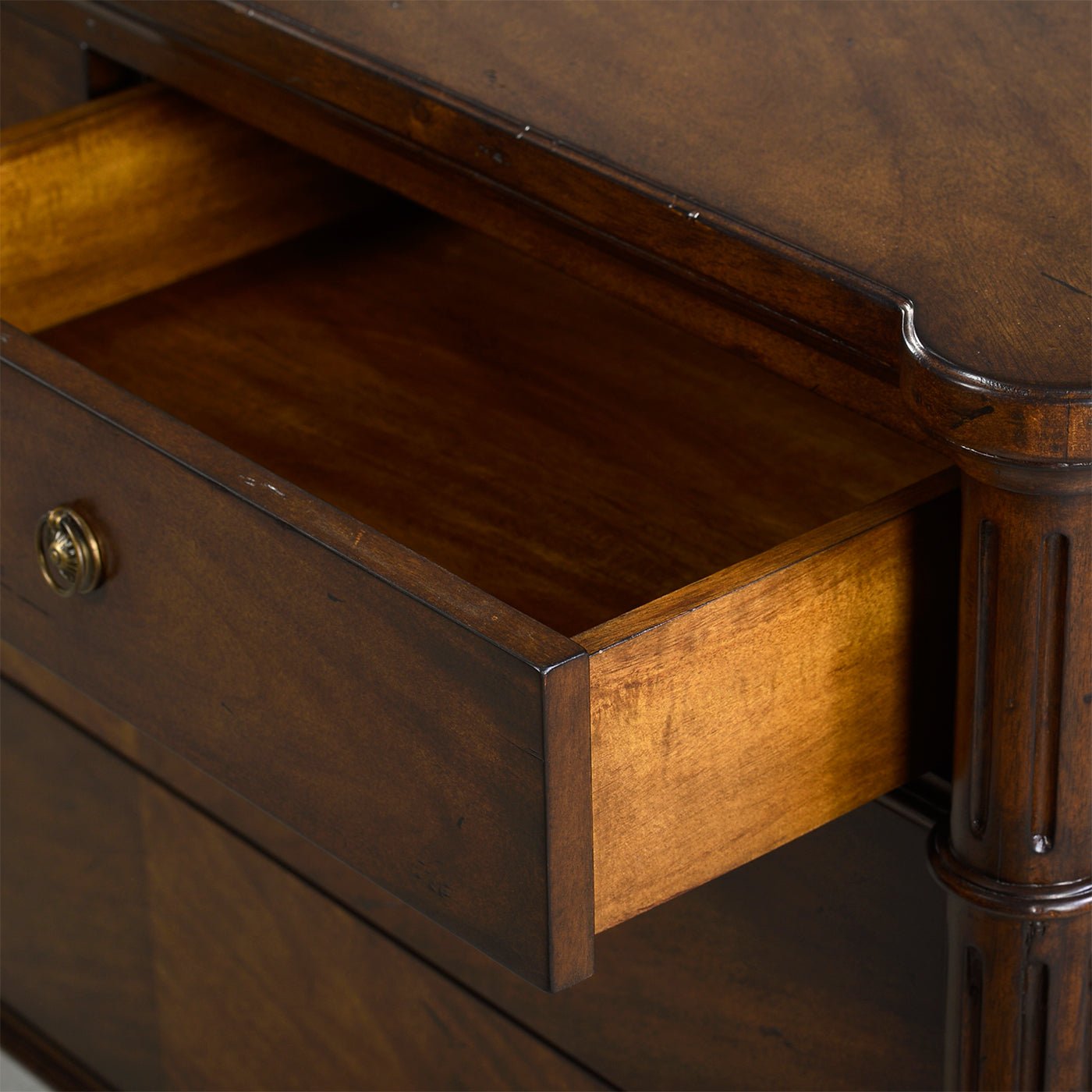 Commode Louis XVI française foncée