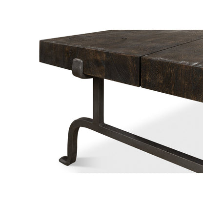 Table basse rustique carrée foncée