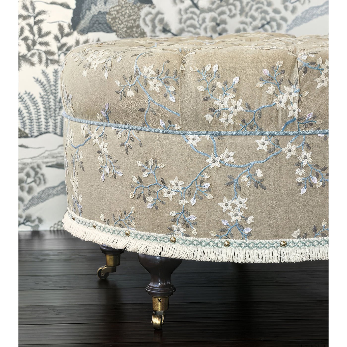 Pouf rond brodé