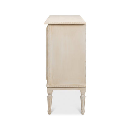 Meuble d'appoint peint de style provincial français