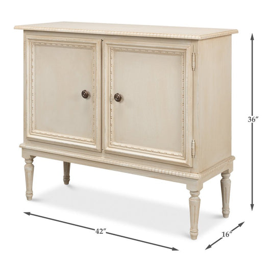 Meuble d'appoint peint de style provincial français