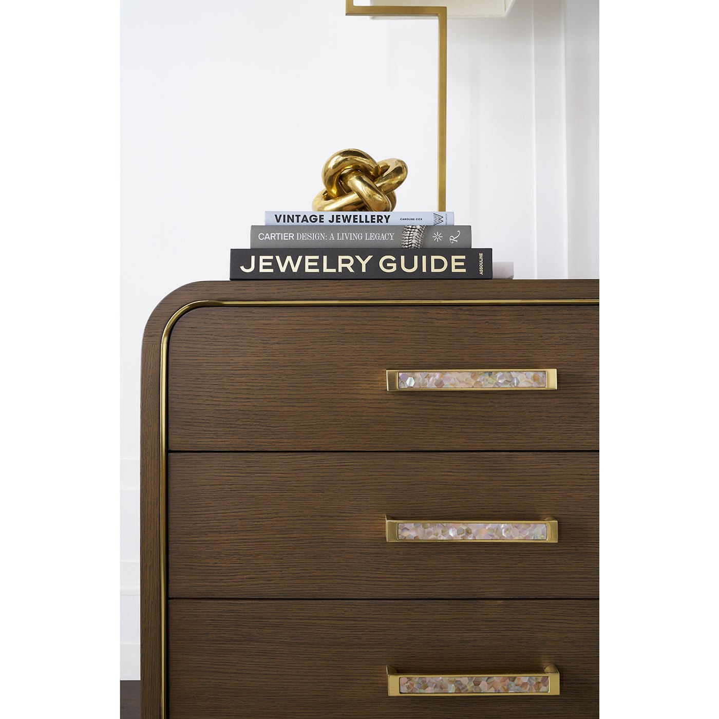 Commode Hollywood Regency