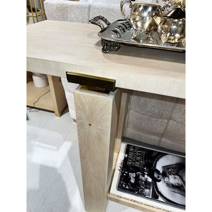 Console minimaliste Hollywood Regency – Finition claire