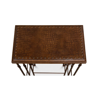 Tables gigognes avec plateau en cuir