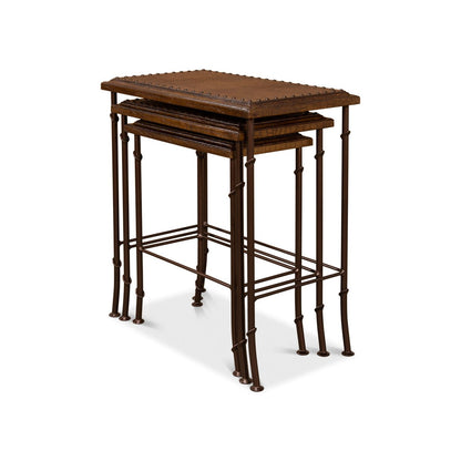 Tables gigognes avec plateau en cuir