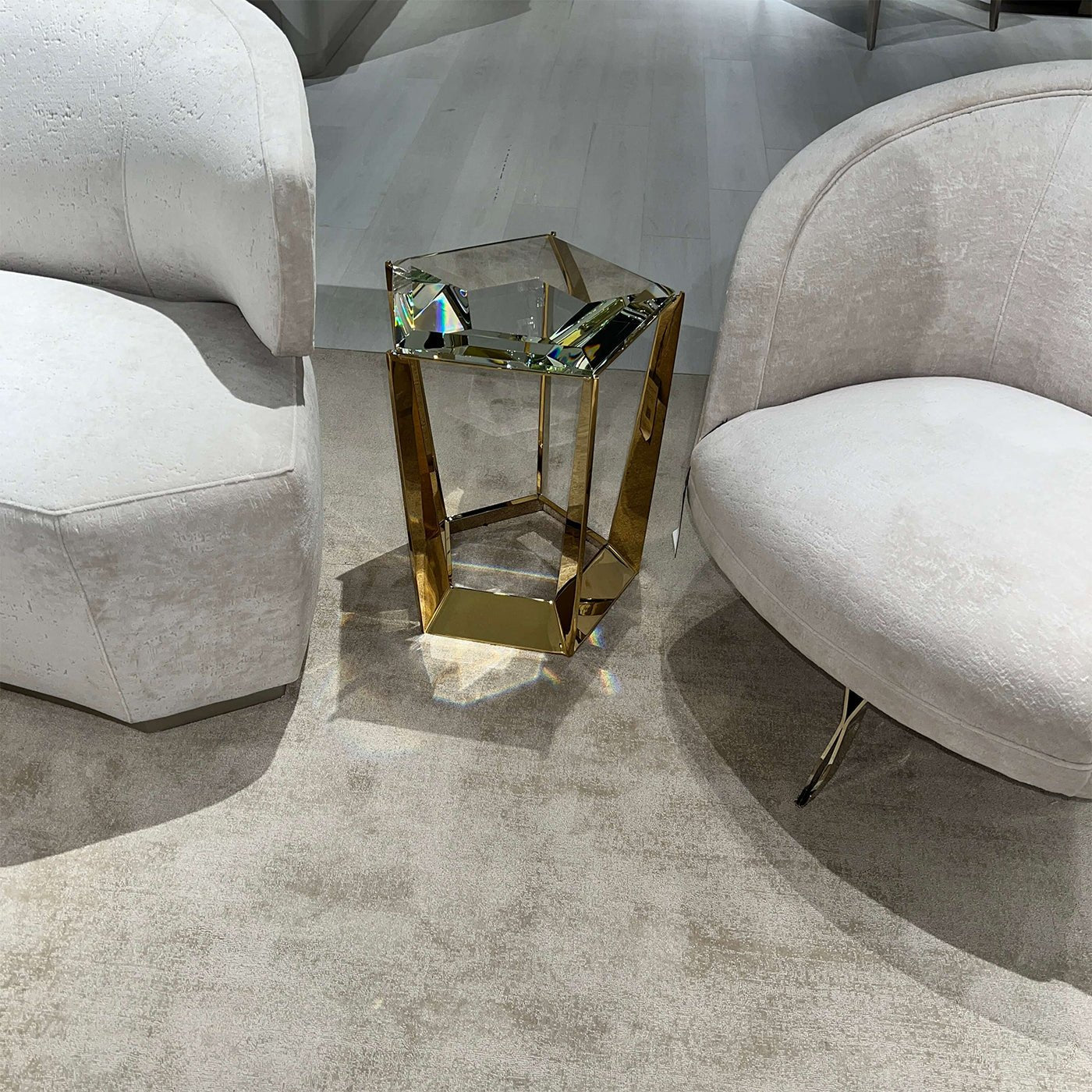 Table d'appoint moderne en pierres précieuses