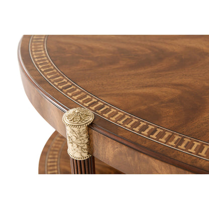Table basse ovale de style Régence