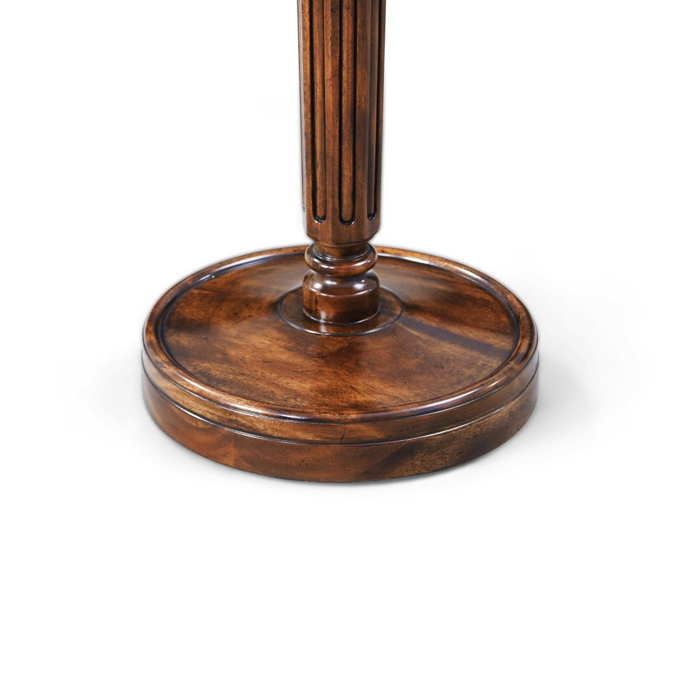 Table d'appoint sur piédestal de style Régence