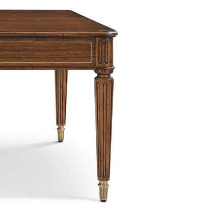 Table basse carrée de style Régence