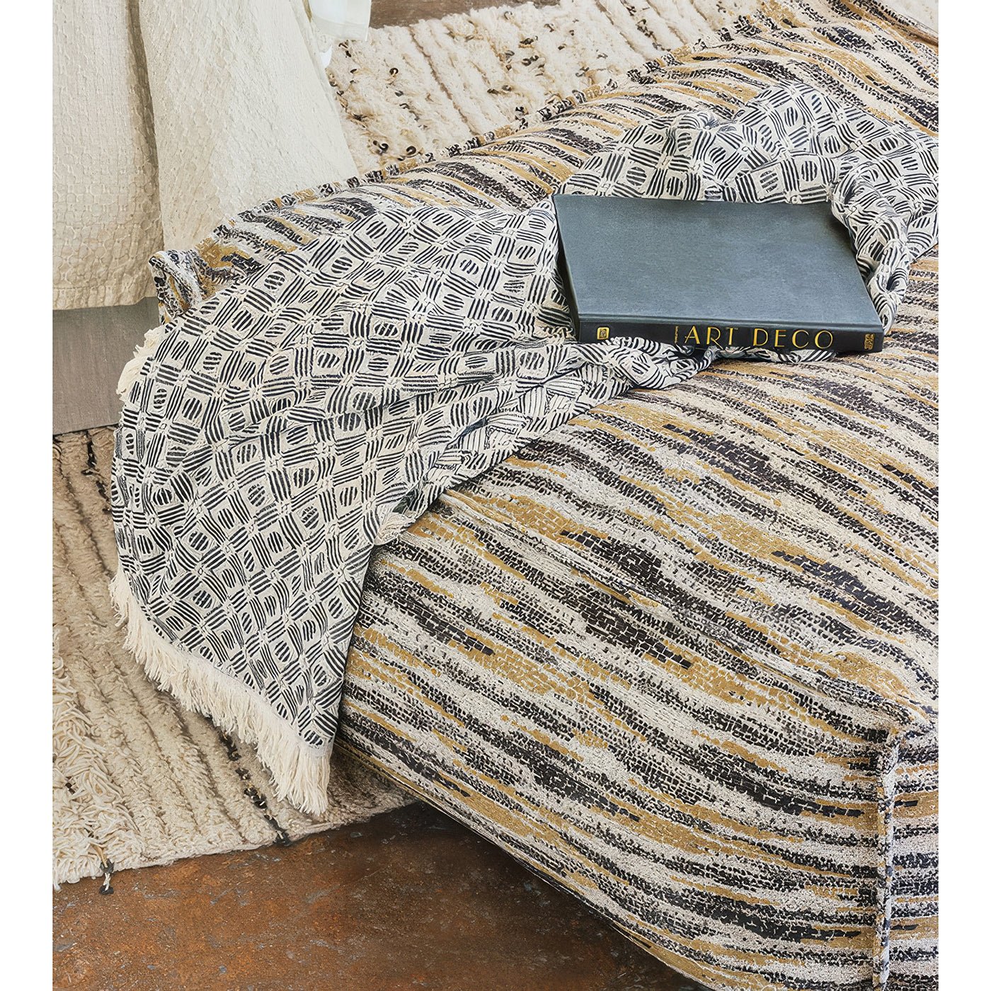 Grand pouf de sol Sahara