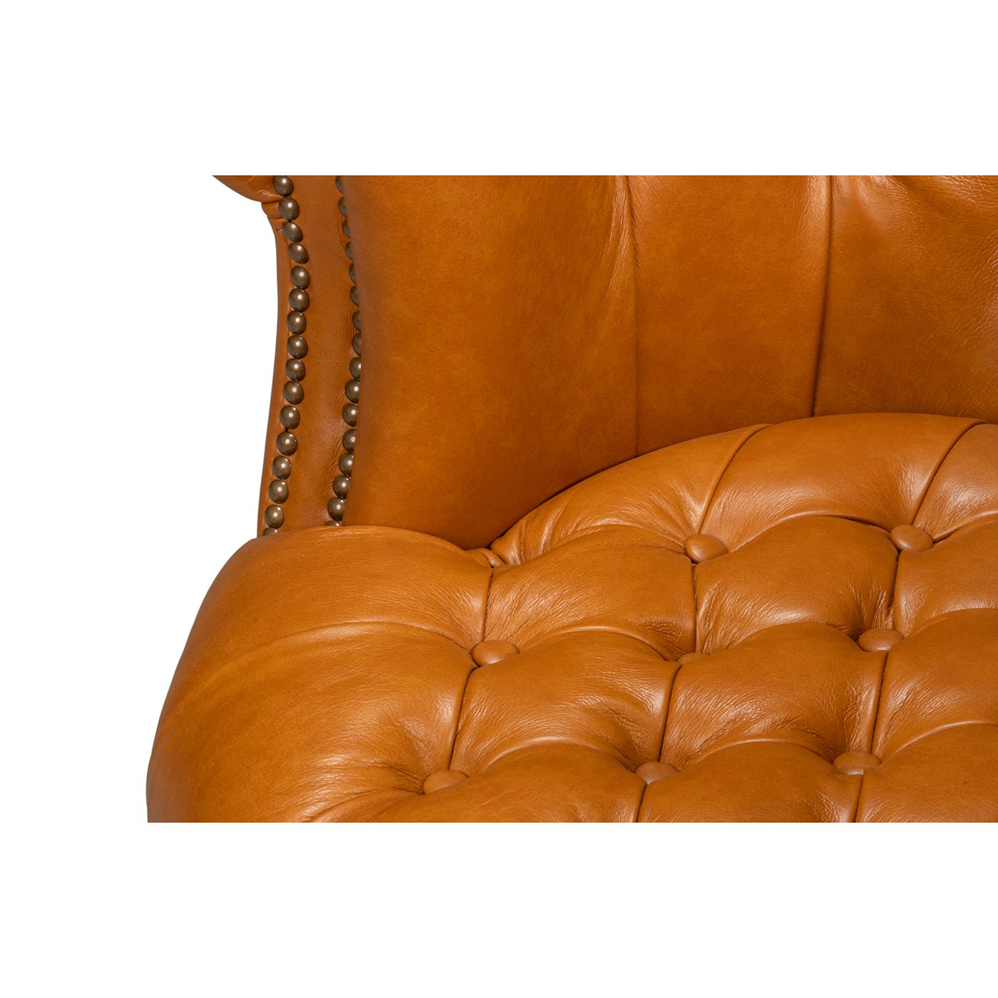Chaise à dossier tonneau en cuir de selle beige