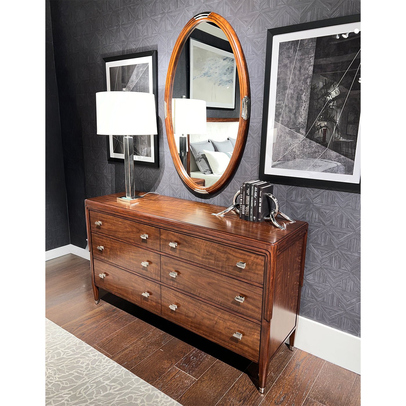 Commode Art Déco en noyer