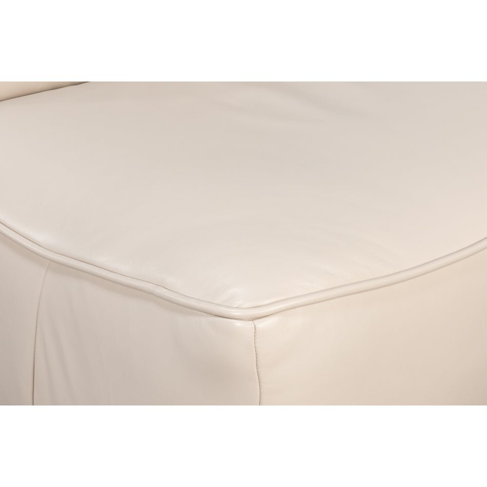 Fauteuil pivotant en cuir blanc