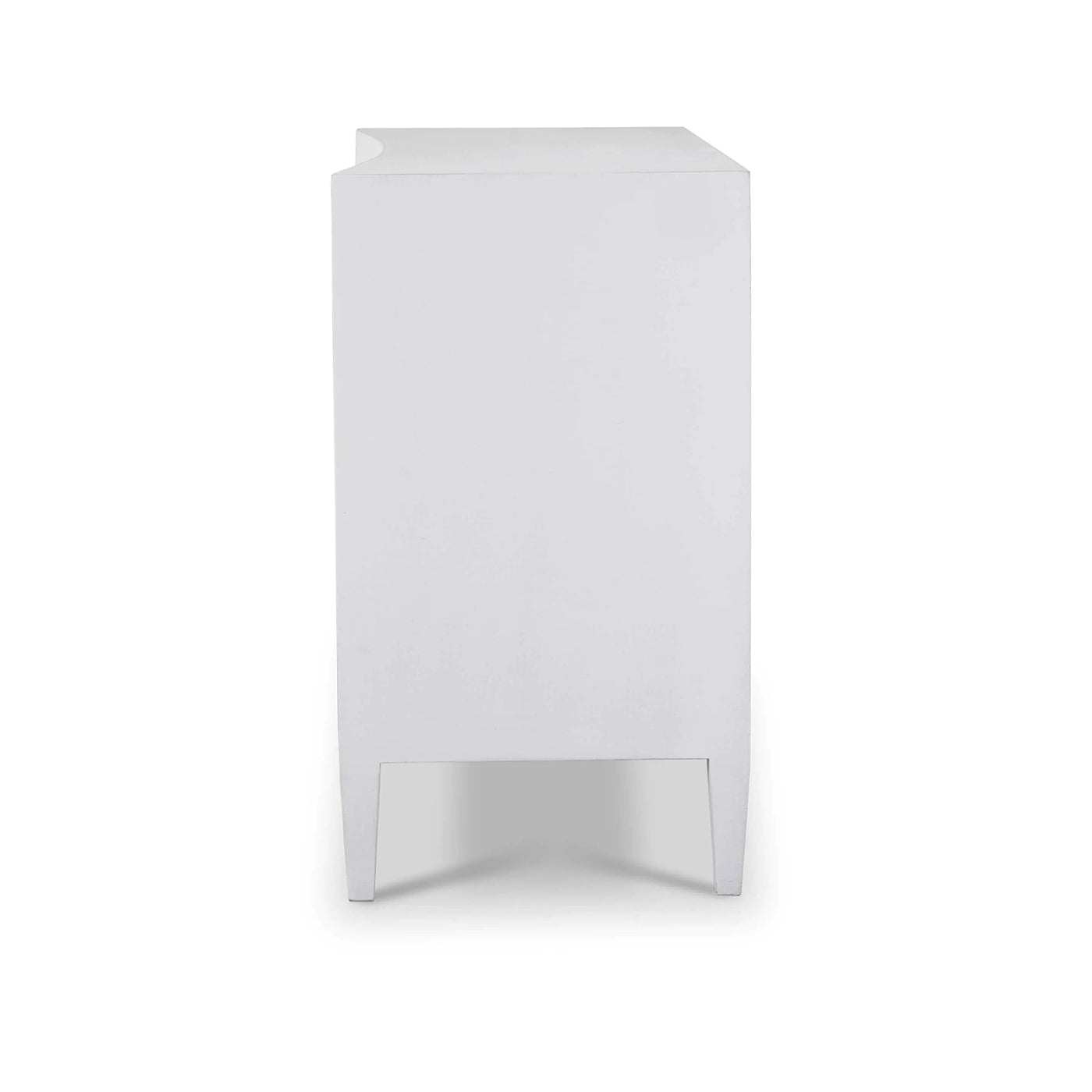 Commode moderne recouverte de lin blanc