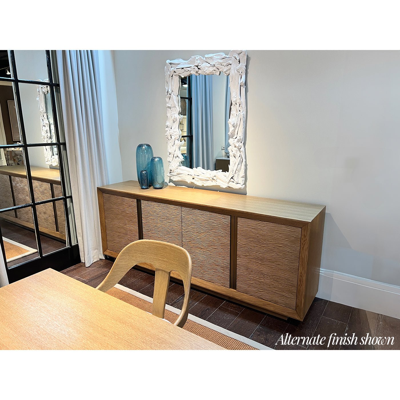 Meuble multimédia moderne et organique blanc